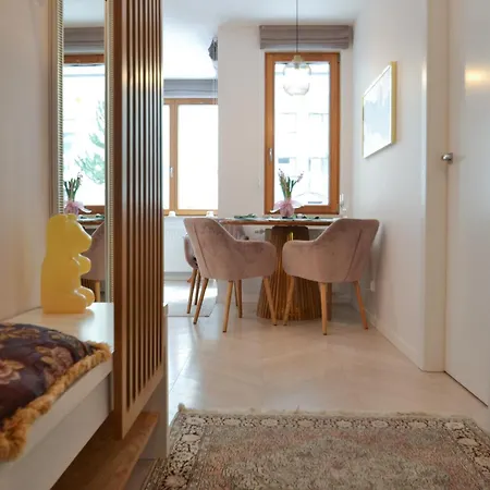 Garnizon Z Ogrodkiem Appartement