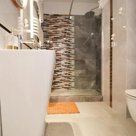 Garnizon Z Ogrodkiem 格但斯克