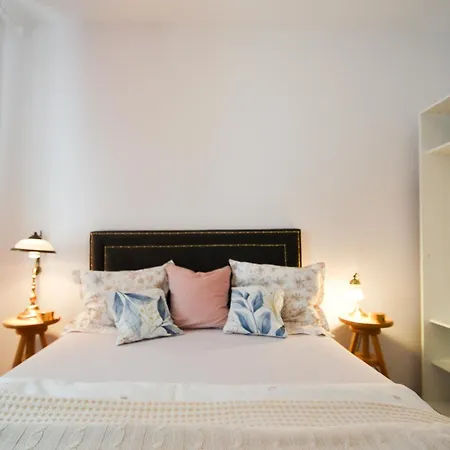 Apartament Garnizon Z Ogródkiem *