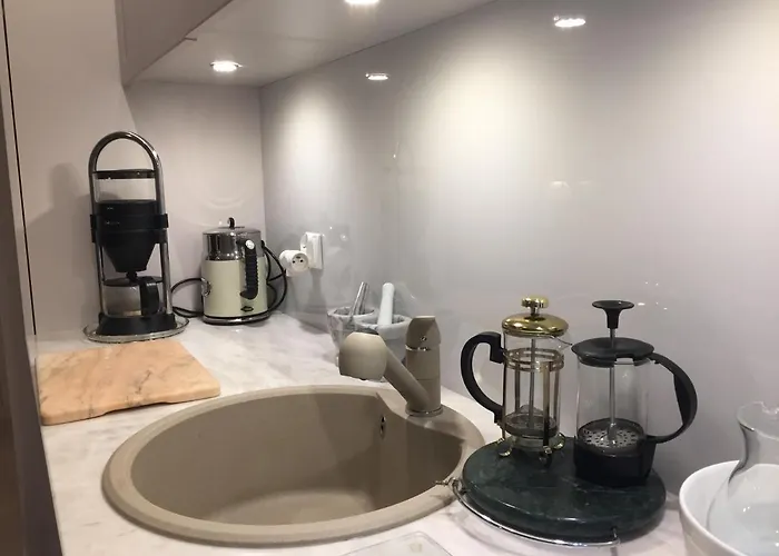 Apartament Garnizon Z Ogródkiem *