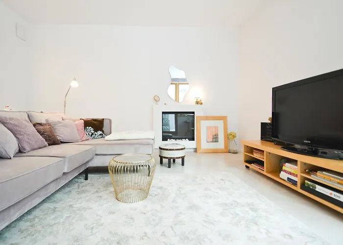 Apartament Garnizon Z Ogródkiem